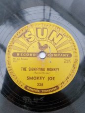 SMOKEY JOE - THE SIGNIFYING MONKEY